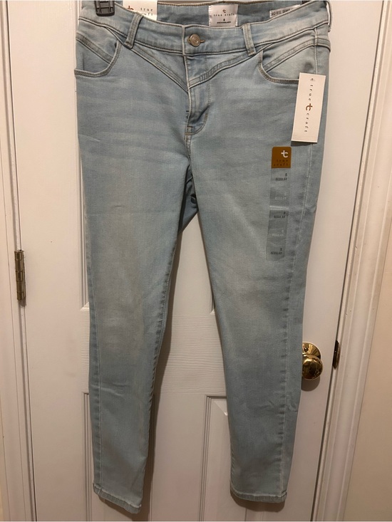 True Craft Denim - Size 8 NWT True Craft light wash, Mid-Rise Skinny Denim Jeans
